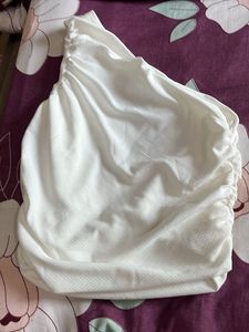 Chic White Ruched One-Shoulder Top