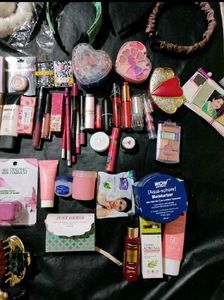 random 2 Product With Freebies