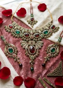 Royal Mughal Antique Gold Bridal Set 4pc ✨