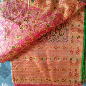 Elegant Pink Banarasi Silk Saree with Golden Zari