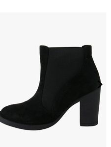 Catwalk Ankle Length Boots