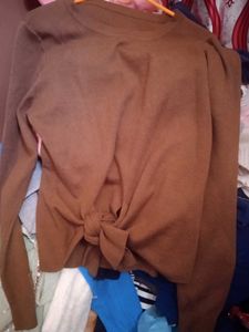 chic Tie-Front T-Shirt