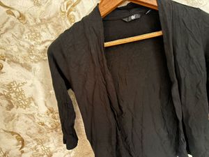 Black Shrug