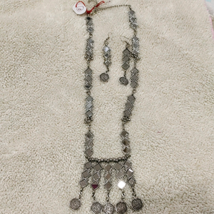 Long necklace set