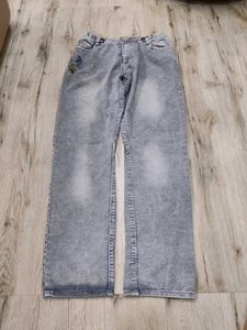 Ma5797 Sabrin jeans waist 28 inches