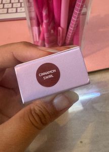 Nykaa Superlight Matte Lipstick Cinnam