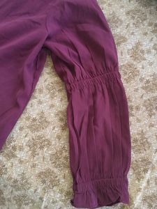 Chic Plum Blouse with Puffed Sleeves