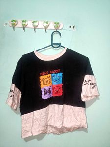 Cute "Stay Happy" Graphic Tee