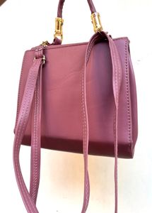 Chic Pink Handbag with Bow Detail