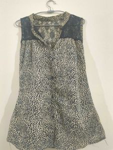 Chic Leopard Print Sleeveless Tunic
