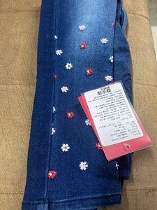 Girls Jean -Rs 400/-