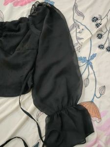Chic Black Puff Sleeve Top