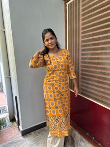 Stylish Yellow Printed Kurta