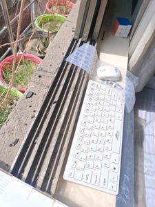 TERABYTE 2.4GHz Wireless Mini Keyboard & Mouse Com