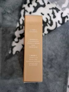 HIRA Silk Robe Parfum - Long Stay Fragrance