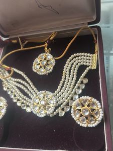Elegant Pearl &amp; Kundan Jewellery Set