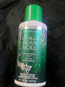 Bath & Body Works Vanilla Bean Noel Shapeable Soap
