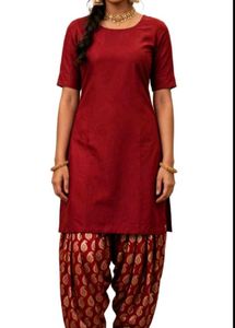 Maroon Kurta Set with Paisley Print Patiala