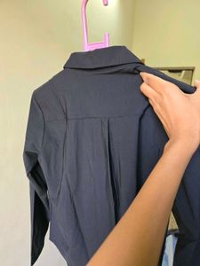 Classic Black Collared Tunic Top