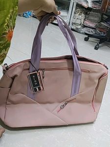 Stylish Pink Duffle Bag for Travel &amp; Gym