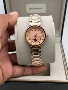 LOUIS VUITTON PREMIUM QUALITY LADIES WATCH