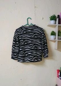 Stylish Zebra Print Button-Up Shirt