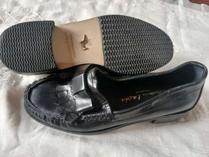 Chaussure Lapin Women Leather Black  Loafers