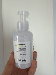 Minimalist Oat Extract Gentle Cleanser