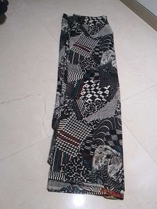 Abstract Print Saree