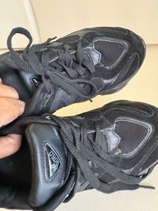 New Balance Sneakers