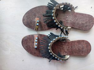 Catwalk Woman Black Fashion Sandal
