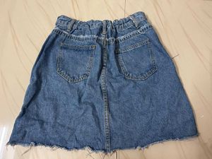 short Jean skirt
