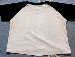 Dream Tunnel Graphic crop T-Shirt