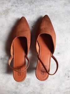 Brown Pointed Back Sling Heels