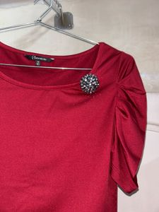 Chic Red Embellished Short Sleeve Top