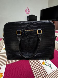 Lino Perros Black Handbag - like new