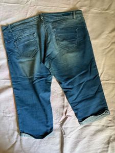 Blue denim capri 40 size