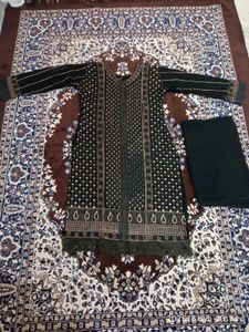 Elegant Black Embroidered Kurta with Dupatta