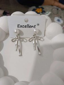 Elegant Pearl Bow Drop Earrings