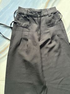 Offduty Stylish Black Wide-Leg Pants