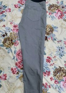 Gray Casual Pants( Jeggings 14 REG) MAX COLLECTION
