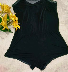 Very Cute And Beautiful Jumpsuit