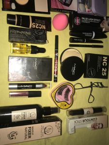 Make up Kit