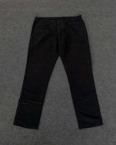 IZOD CASUAL REGULAR FIT PANTS