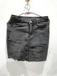 short denim skirt for women