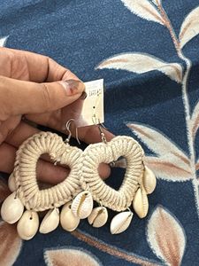 Beautiful beach vibe earrings 🏖️