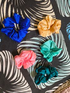 Set of 5 Satin Scrunchies
