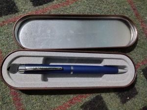 Submarine Power To Express luxury pen