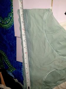 Assorted Pack of Women's Briefs 38-40