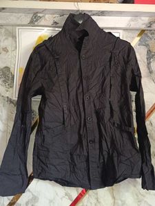 Men's Black Button-Up Shirt